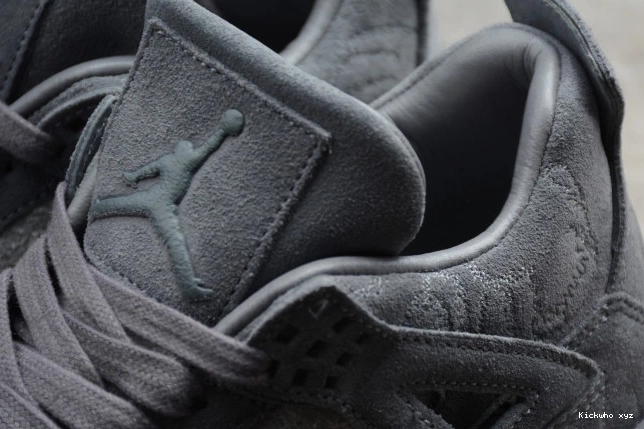 x 4 KAWS Jordan Grey Cool Air 930155-003 0809